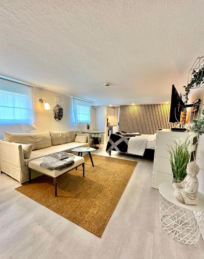 Ruhiges Retreat Souterrain-Apartment Werbach Naehe Pferdemarkt W31 Oldenburg Exterior foto