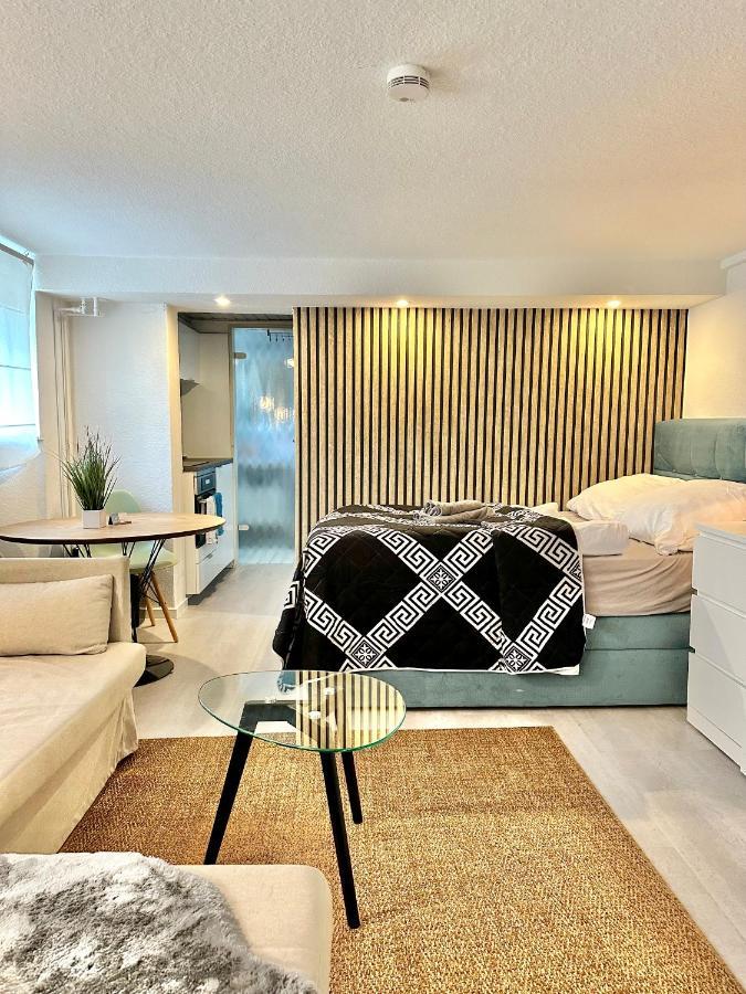 Ruhiges Retreat Souterrain-Apartment Werbach Naehe Pferdemarkt W31 Oldenburg Exterior foto